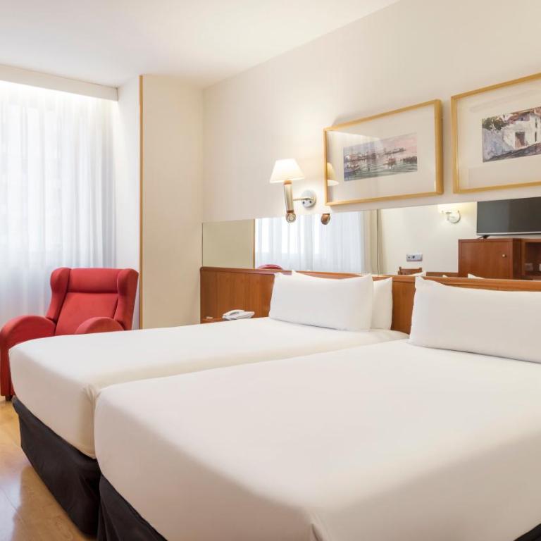 Ilunion Les Corts Spa - Twin Room - 4