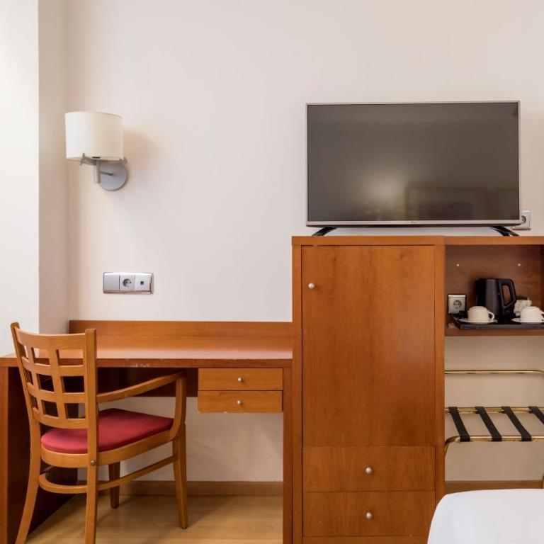 Ilunion Les Corts Spa - Superior Double Room - 5