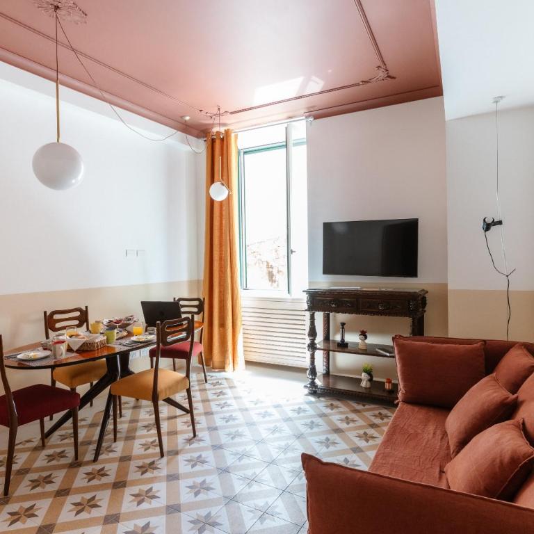 Flat 13 - One-Bedroom Apartment - 17