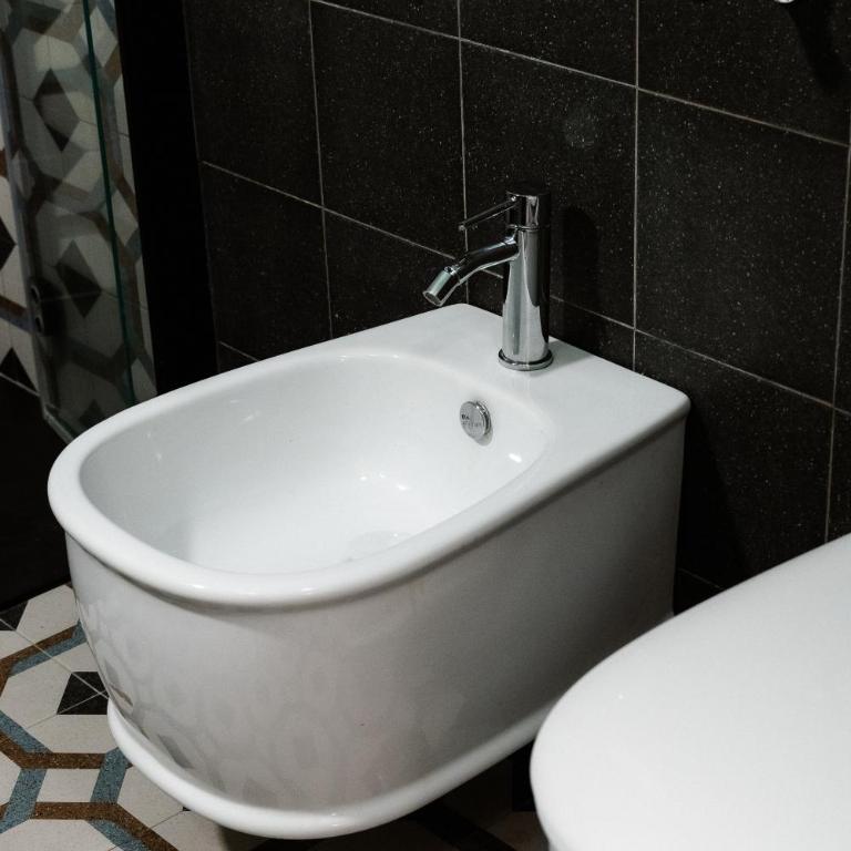 Flat 13 - One-Bedroom Apartment - 28