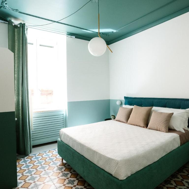 Flat 13 - One-Bedroom Apartment - 35