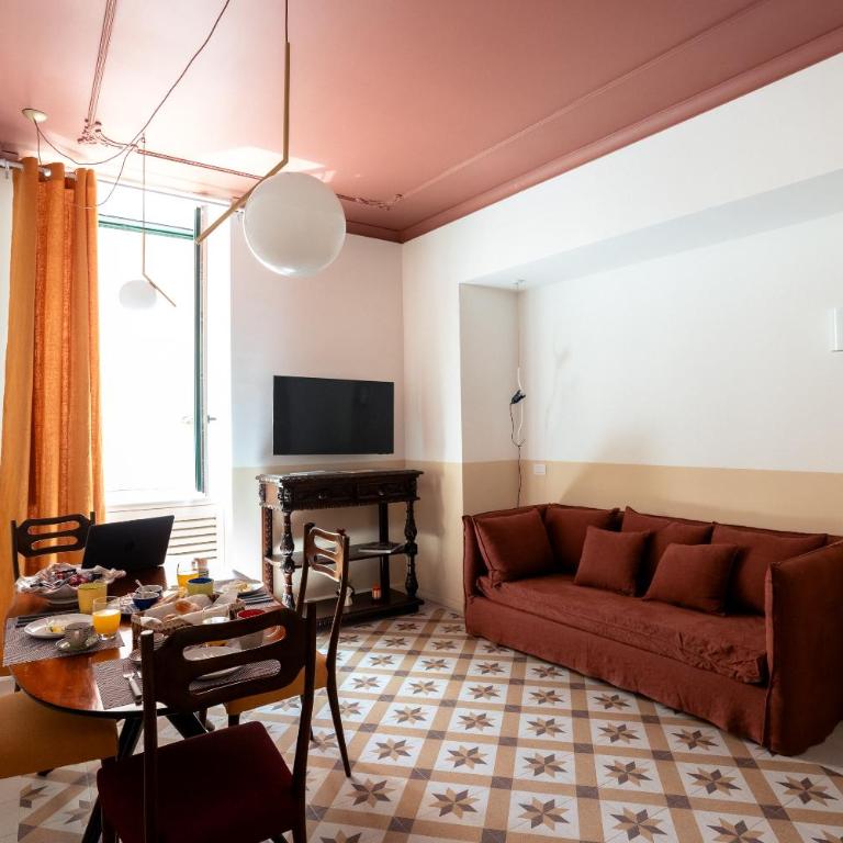 Flat 13 - One-Bedroom Apartment - 44