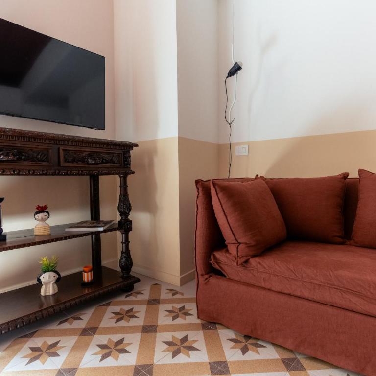 Flat 13 - One-Bedroom Apartment - 53