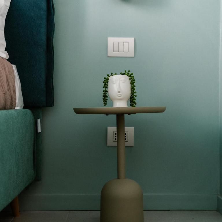 Flat 13 - One-Bedroom Apartment - 56