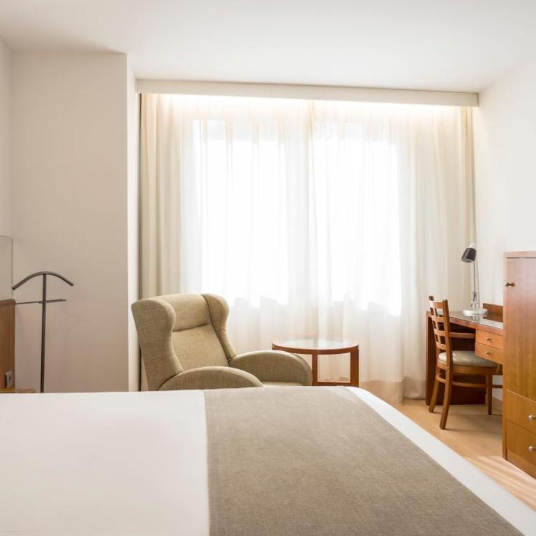Ilunion Les Corts Spa - Executive Double Room - 4