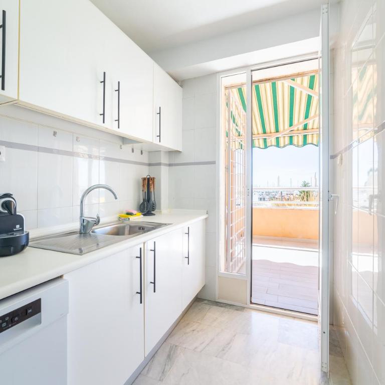 TrendyHomes Puerto - Vistas al mar, parking incluido, playa a un paso - Apartamento de 2 dormitorios - 13