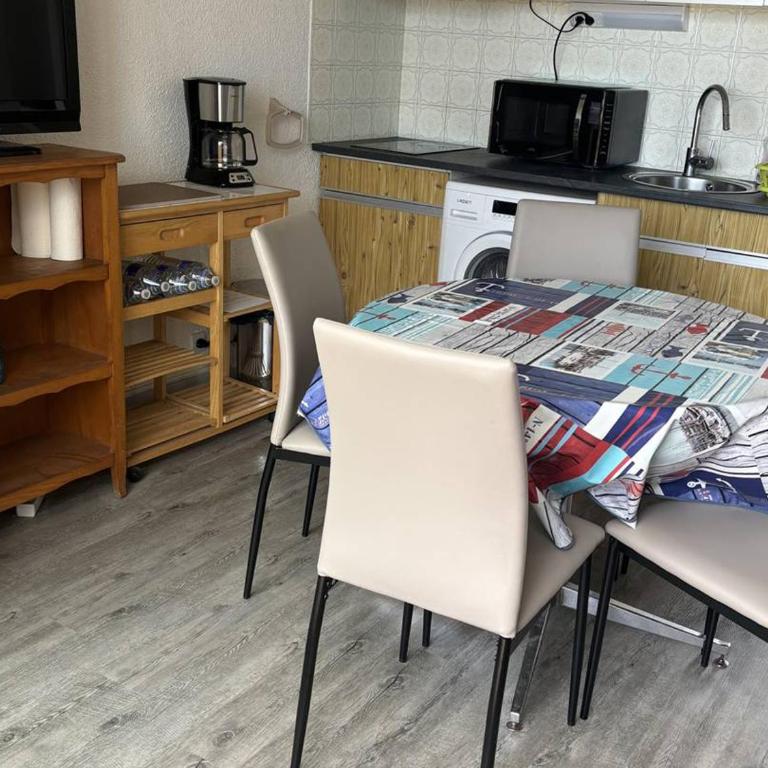 Maison T2 face mer avec parking privé, 4 couchages - FR-1-81-48 - Villa - 7