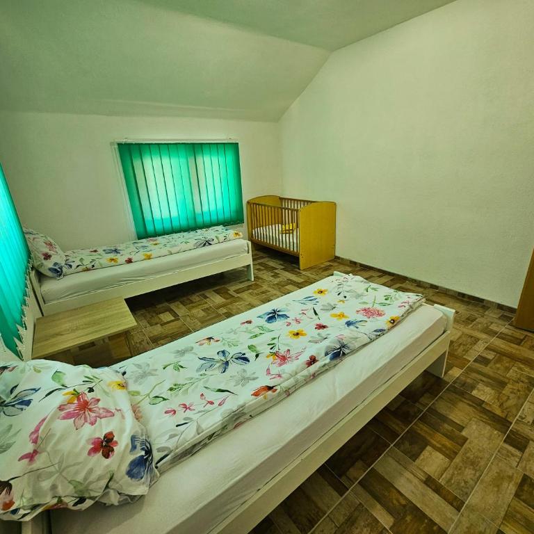 Apartment Bijela ladja - Deluxe Vierbettzimmer - 38