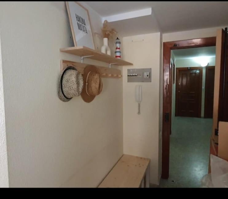 Piso nuevo y con vistas - Three-Bedroom Deluxe Apartment - 17