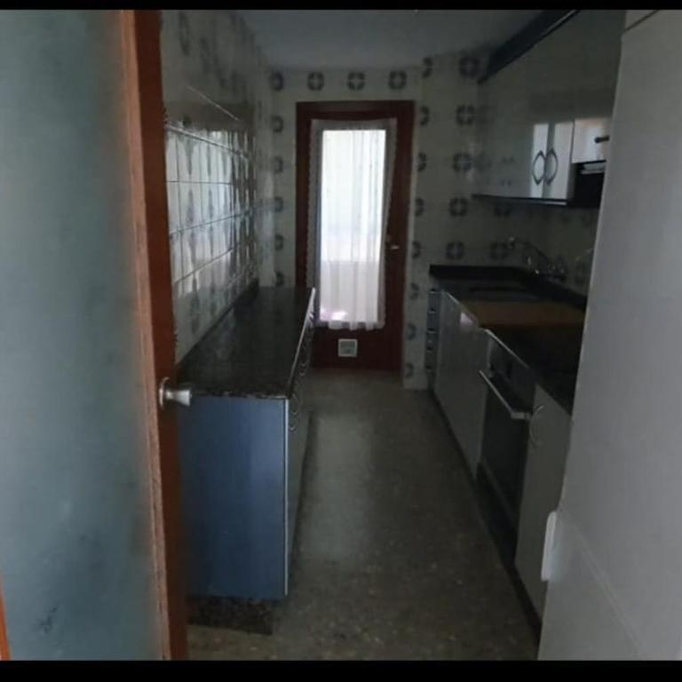 Piso nuevo y con vistas - Three-Bedroom Deluxe Apartment - 18