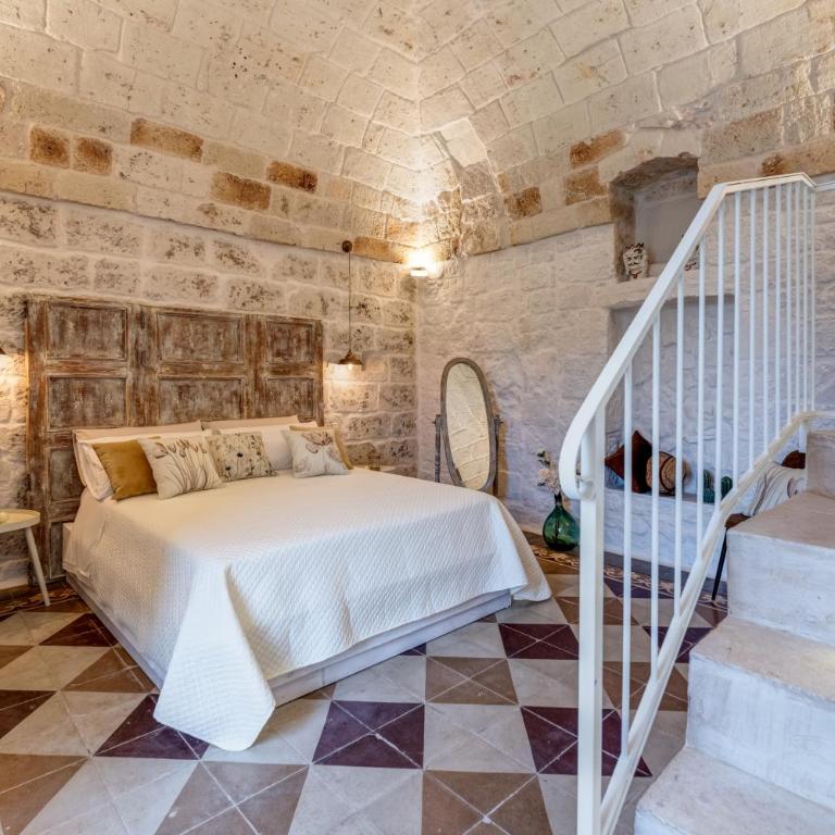 Mestru Rafeli Art - One-Bedroom House - 5