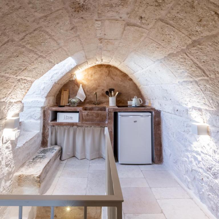 Mestru Rafeli Art - One-Bedroom House - 8