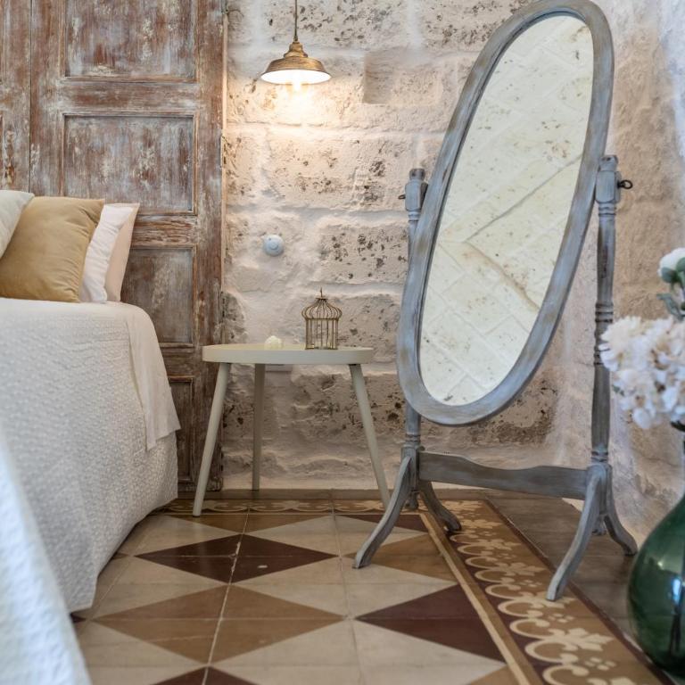 Mestru Rafeli Art - One-Bedroom House - 38