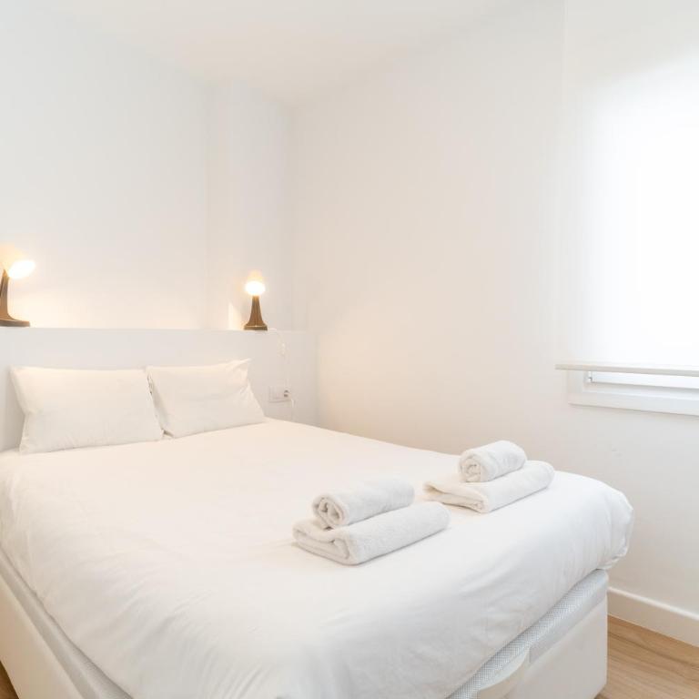 Apartamento Primera Línea de Playa - Paseo Marítimo Almería - Apartamento de 3 dormitorios - 5