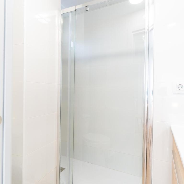 Apartamento Primera Línea de Playa - Paseo Marítimo Almería - Apartamento de 3 dormitorios - 11