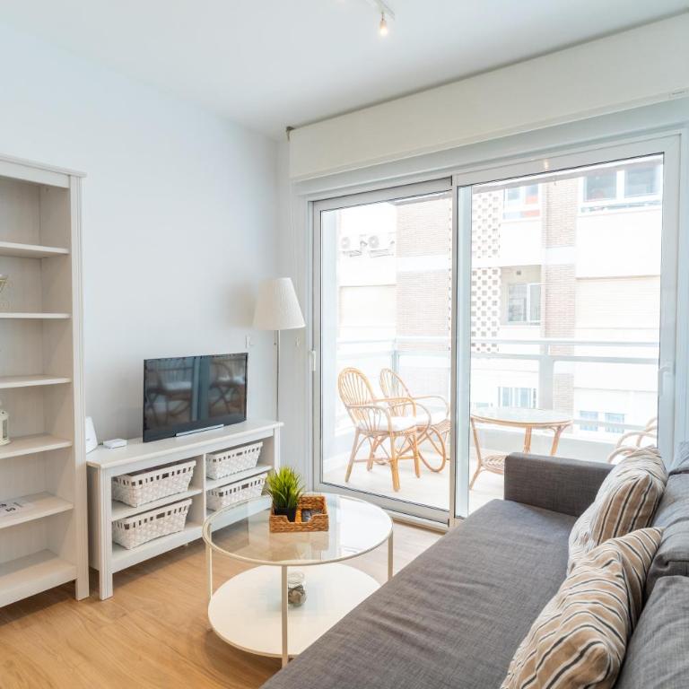 Apartamento Primera Línea de Playa - Paseo Marítimo Almería - Apartamento de 3 dormitorios - 16