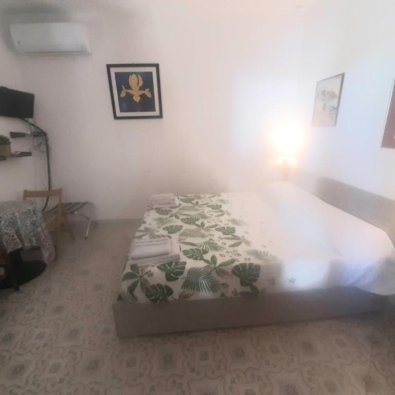 Casa Vacanze "Villa Angelina" - Camera Matrimoniale Standard - 17