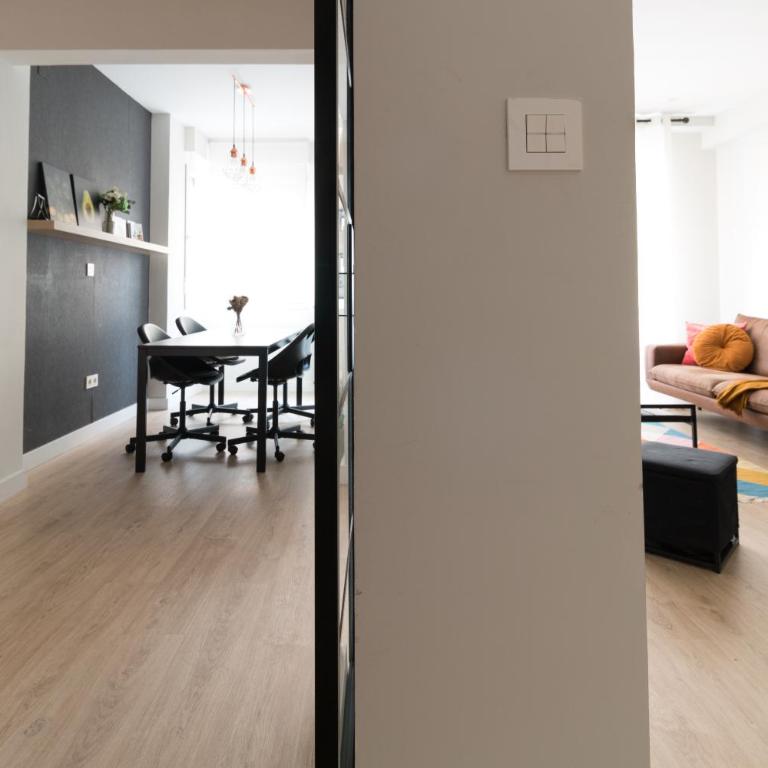 BILBAO ARGIA - Three-Bedroom Apartment - 32