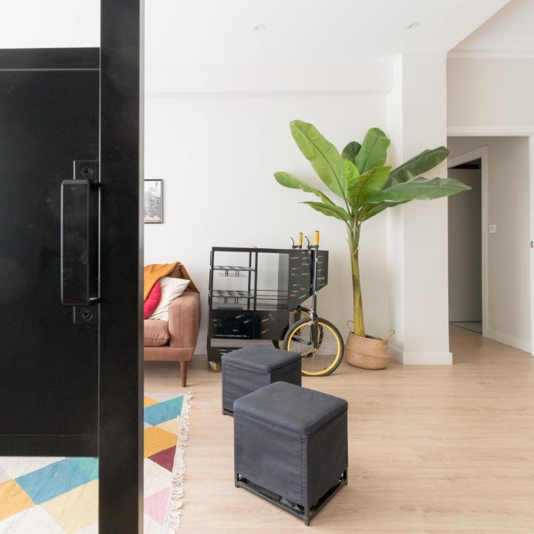 BILBAO ARGIA - Three-Bedroom Apartment - 19