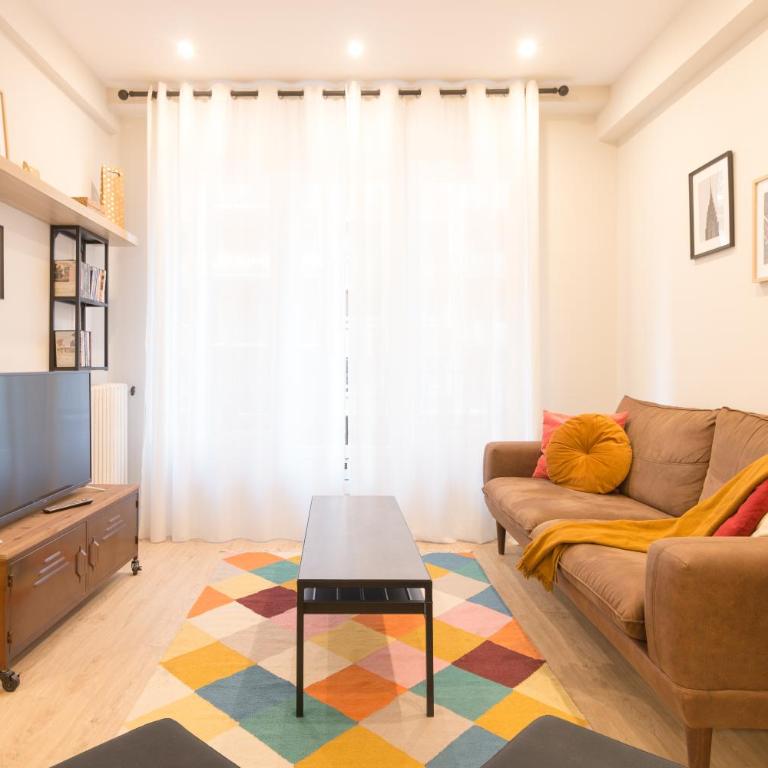 BILBAO ARGIA - Three-Bedroom Apartment - 27