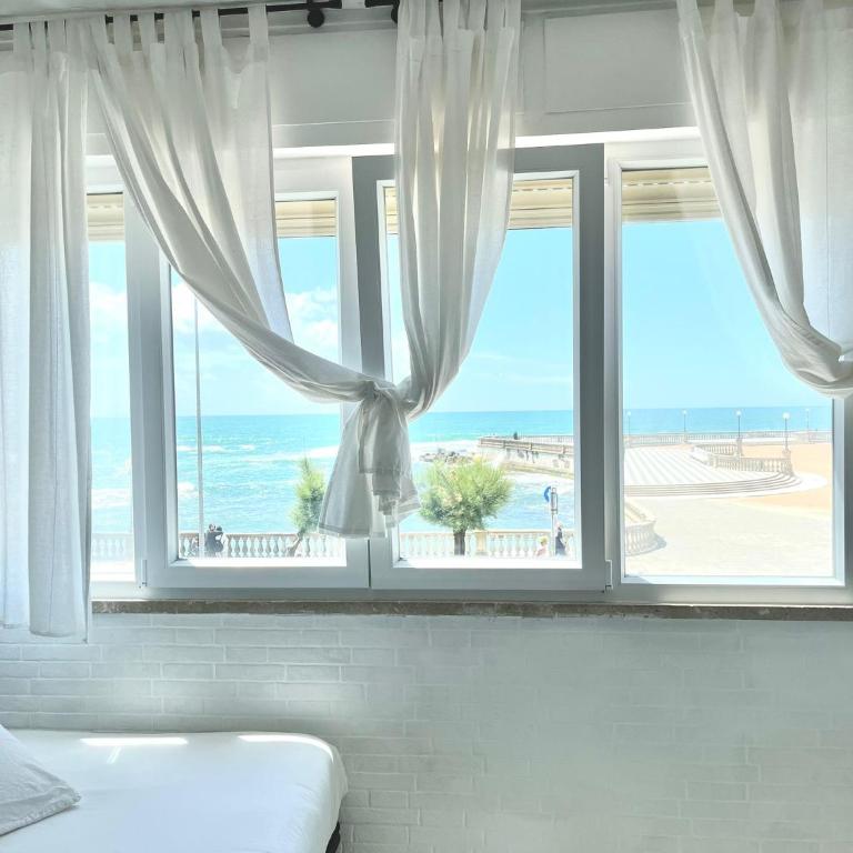 SUNSET LOFT La migliore vista della città - Studio with Sea View - 8