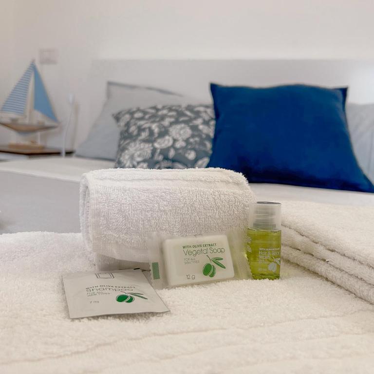 La Marina - Rooms In Stintino by Host Hero - Camera Matrimoniale con Bagno Privato - 2