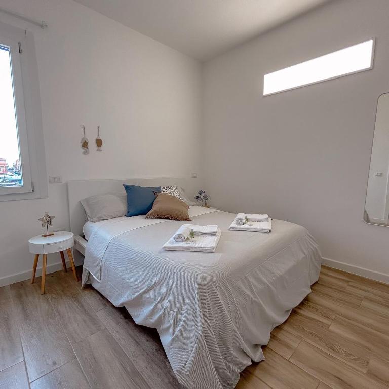 La Marina - Rooms In Stintino by Host Hero - Camera Matrimoniale con Bagno Privato - 2