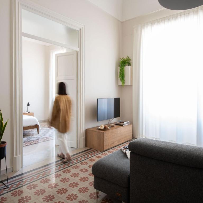 Crispi Apartments - Appartamento con 2 Camere da Letto - 1