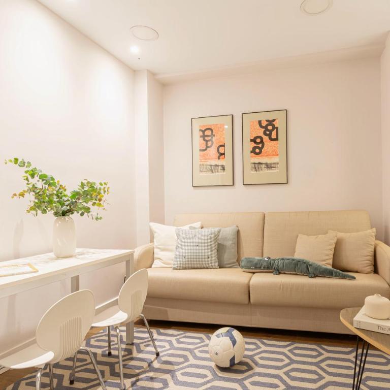 Heart of San Sebastian⎮Walk Score 99⎮3 Baths - Apartamento Deluxe de 4 dormitorios - 11