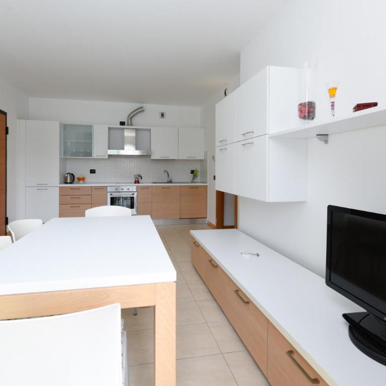 Near Lake APT con Piscina - Appartamento con 1 Camera da Letto - 11
