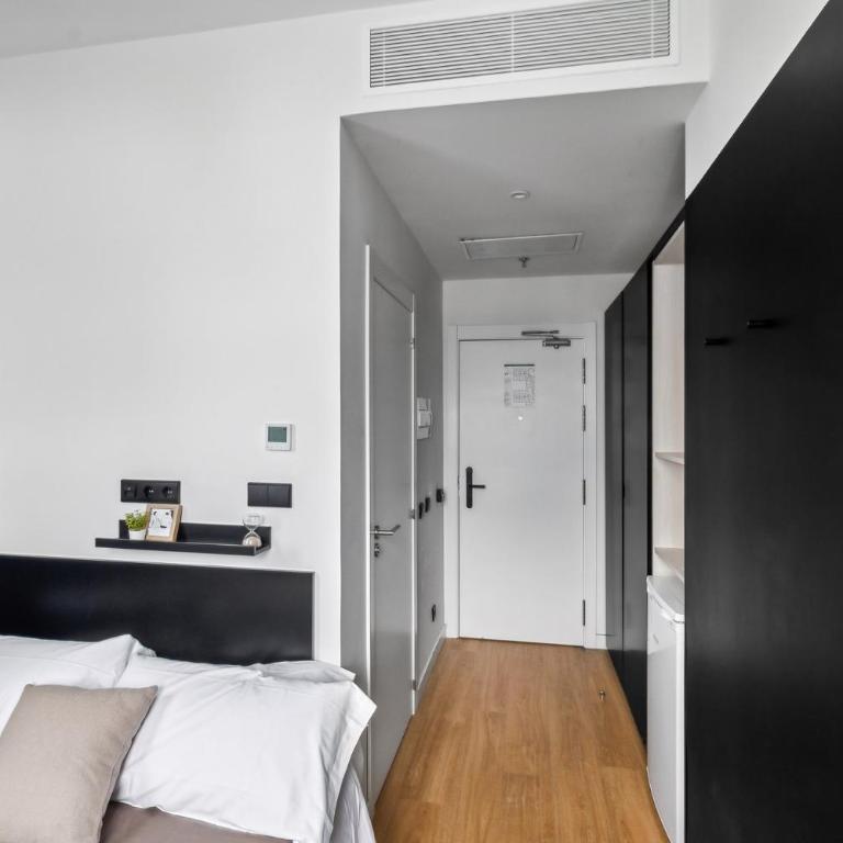 Home and CoLiving Pamplona - Habitación Individual Deluxe - 6