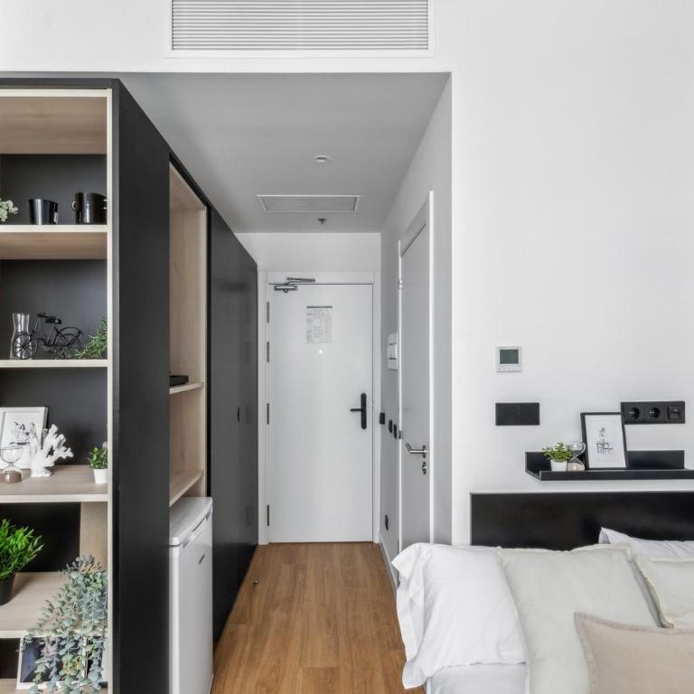Home and CoLiving Pamplona - Estudio - 6