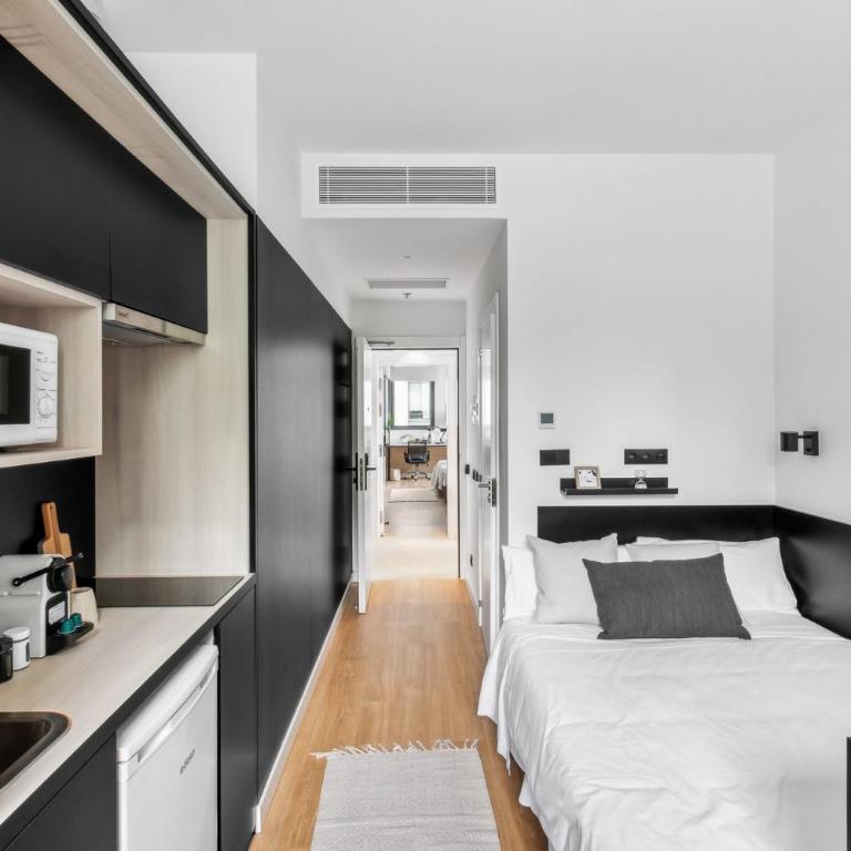 Home and CoLiving Pamplona - Estudio Deluxe - 4