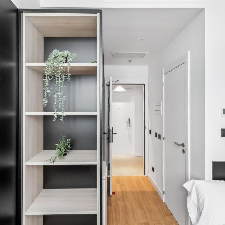 Home and CoLiving Pamplona - Estudio - 7