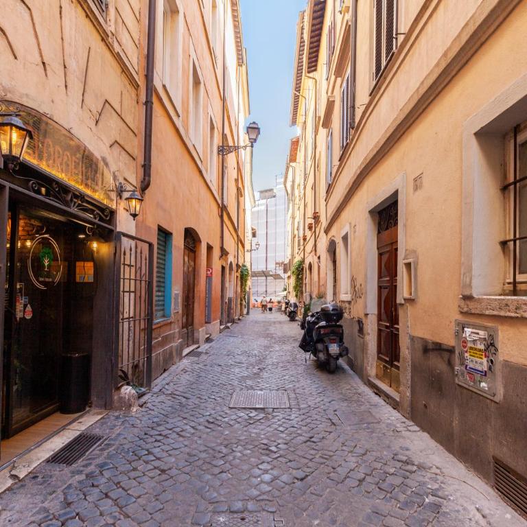 Campo dei Fiori Historic Apartment - Appartamento con 2 Camere da Letto - 51