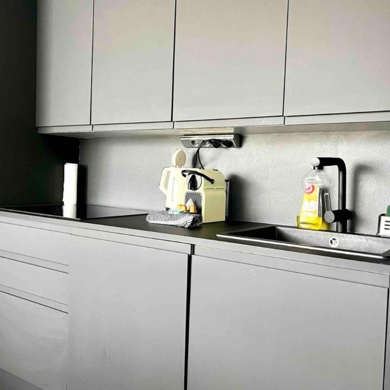 Cosy flat 2 steps from the port 4pers - Appartement - 10