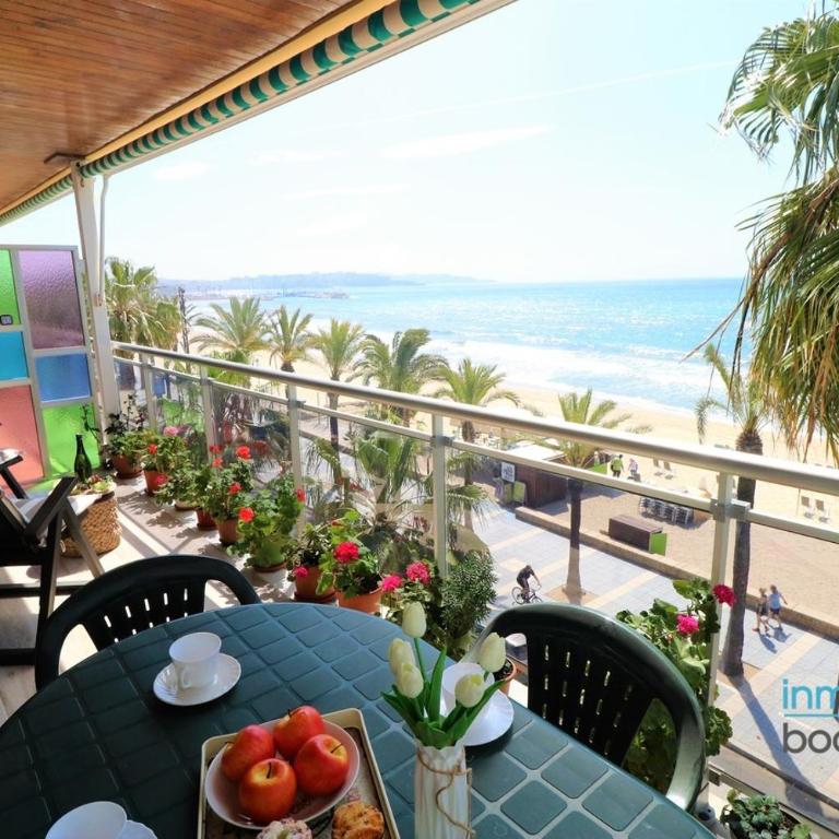 Sun Beach Morsa, con vistas frontales al Mar - Three-Bedroom Apartment - 2