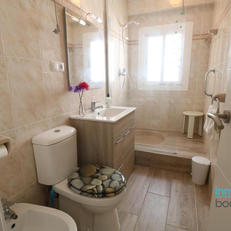 Sun Beach Morsa, con vistas frontales al Mar - Three-Bedroom Apartment - 32