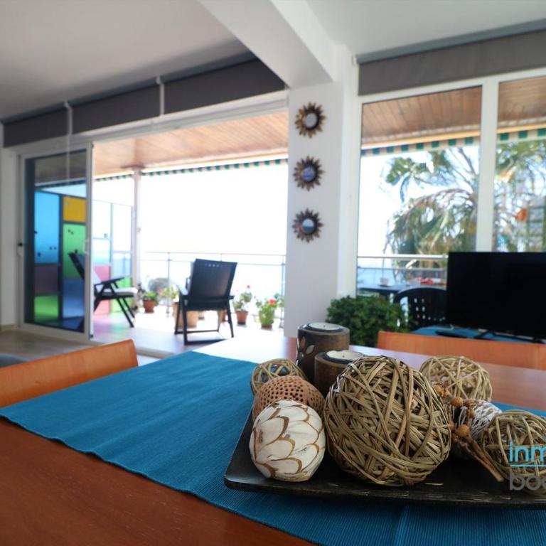 Sun Beach Morsa, con vistas frontales al Mar - Three-Bedroom Apartment - 11