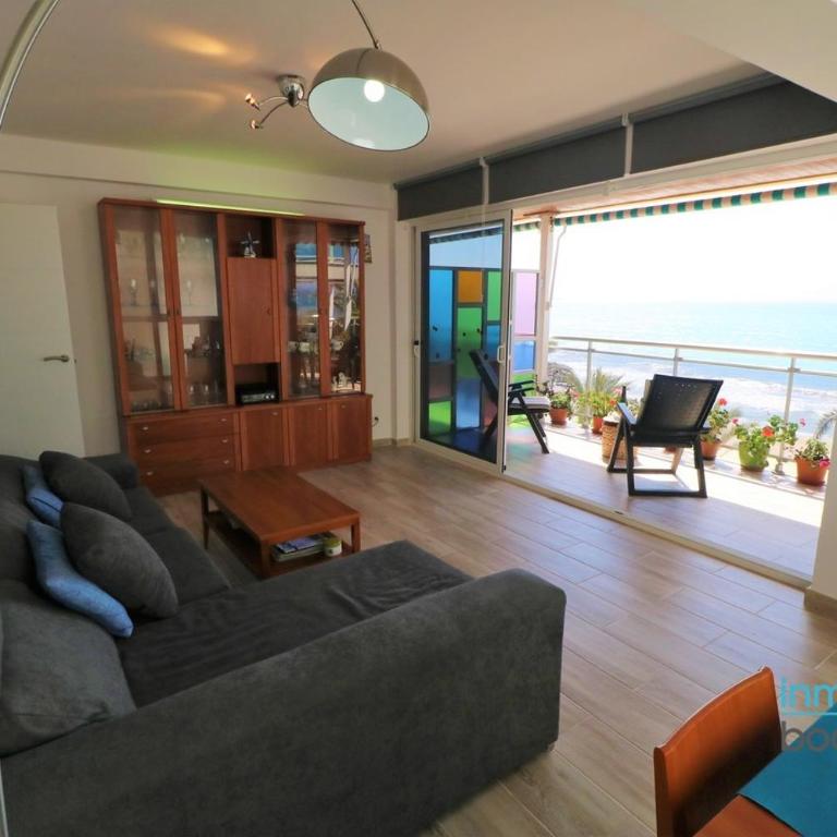 Sun Beach Morsa, con vistas frontales al Mar - Three-Bedroom Apartment - 15