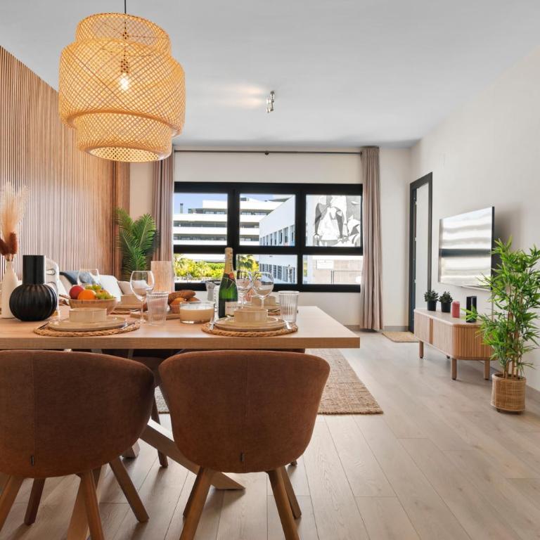 Brand New Chic Apartment - City, pool & Beach - Two-Bedroom Apartment - 9