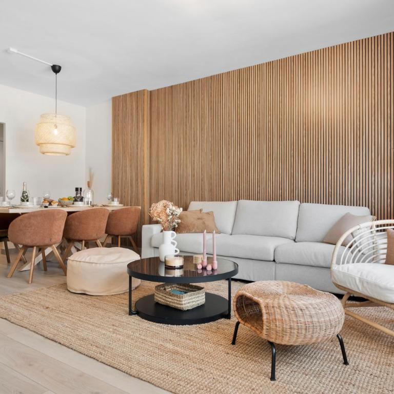 Brand New Chic Apartment - City, pool & Beach - Two-Bedroom Apartment - 7