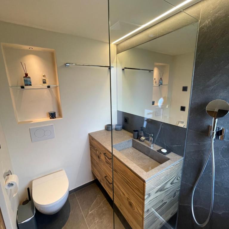 Verbier Luxury Apartment - Newly Renovated - 4 Guests - Two-Bedroom Apartment with Mountain View - 3