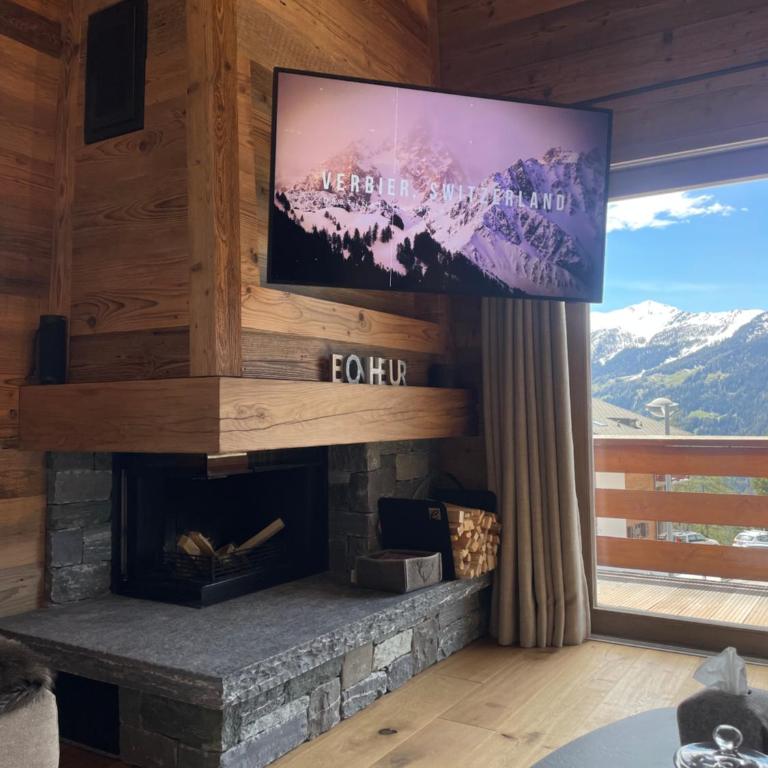 Verbier Luxury Apartment - Newly Renovated - 4 Guests - Two-Bedroom Apartment with Mountain View - 9