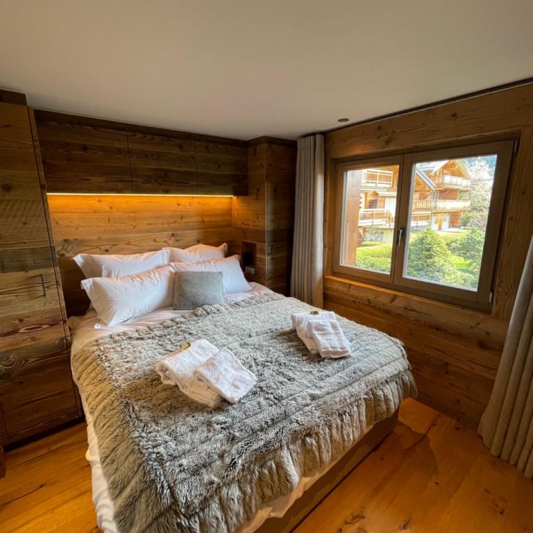 Verbier Luxury Apartment - Newly Renovated - 4 Guests - Two-Bedroom Apartment with Mountain View - 1