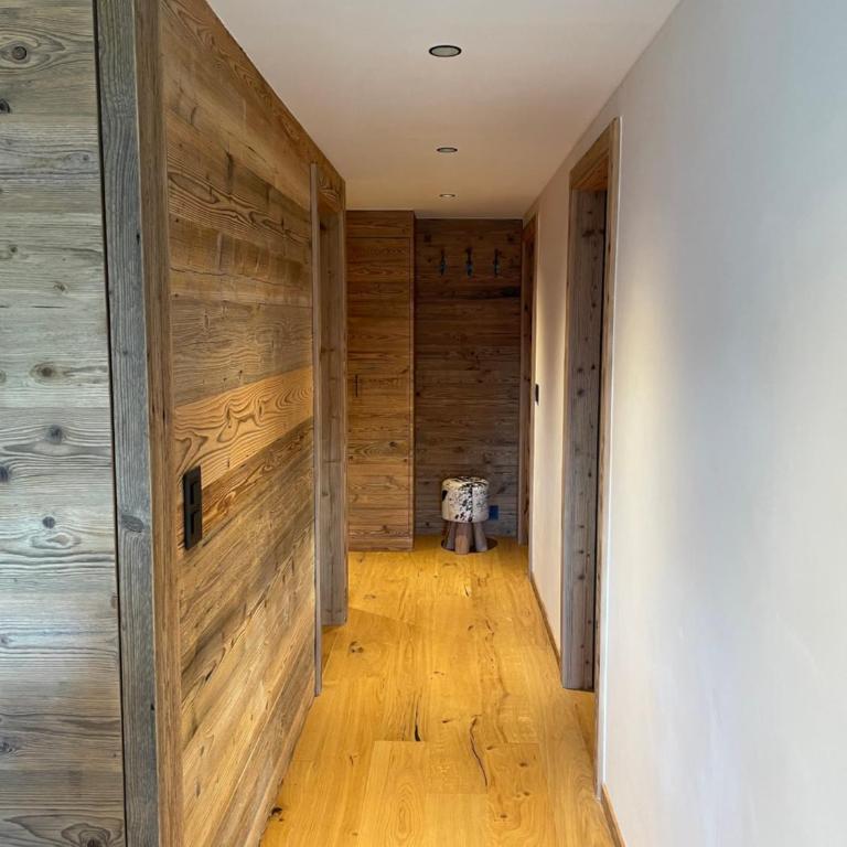 Verbier Luxury Apartment - Newly Renovated - 4 Guests - Two-Bedroom Apartment with Mountain View - 15