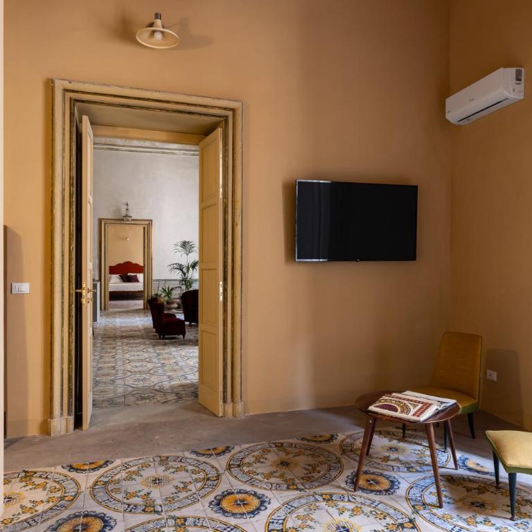 Palazzo Sant'Isidoro by DomuSicily - Two-Bedroom Apartment - 16