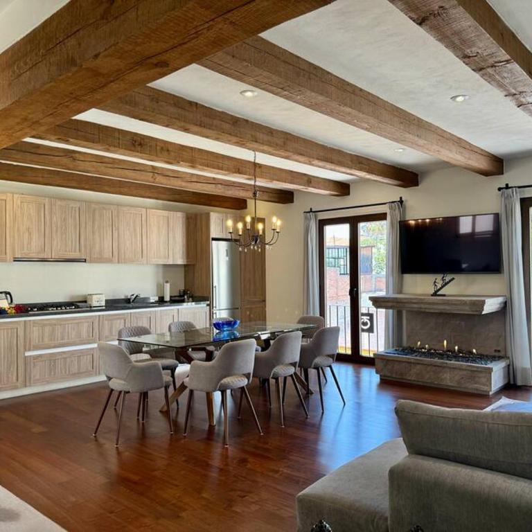 Glamorous 2BR Centro APT AC and Best Parish View in Town - Apartamento de 2 dormitorios - 37