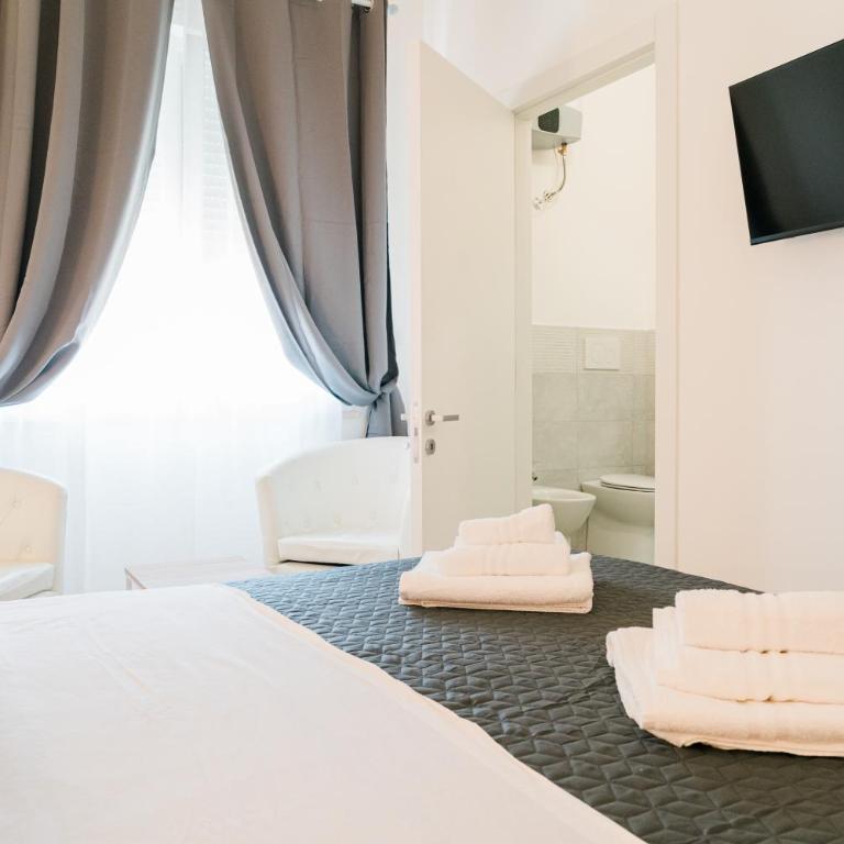 FG Vacanze - Camera Matrimoniale con Bagno Privato - 8