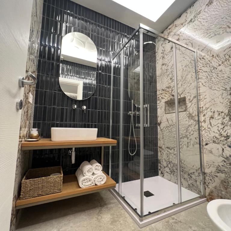 Elegant Rooms - Camera Matrimoniale - 12